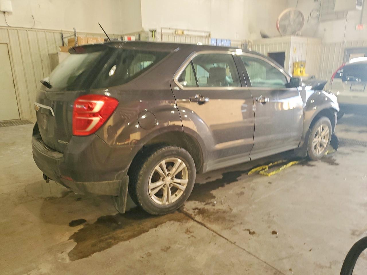 2016 CHEVROLET EQUINOX LS photo 3