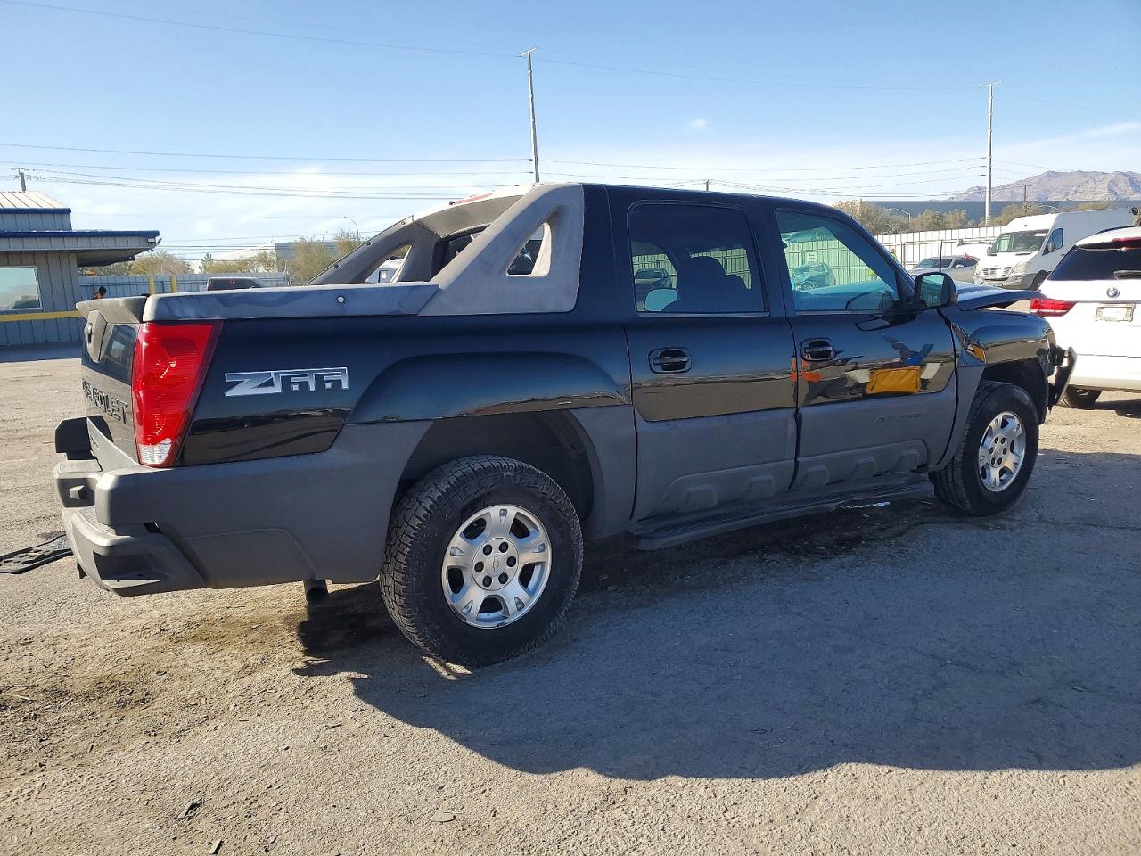 2003 CHEVROLET AVALANCHE C1500 photo 5