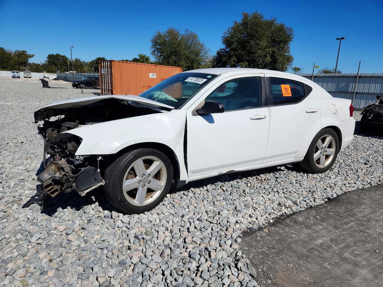 2014 DODGE AVENGER