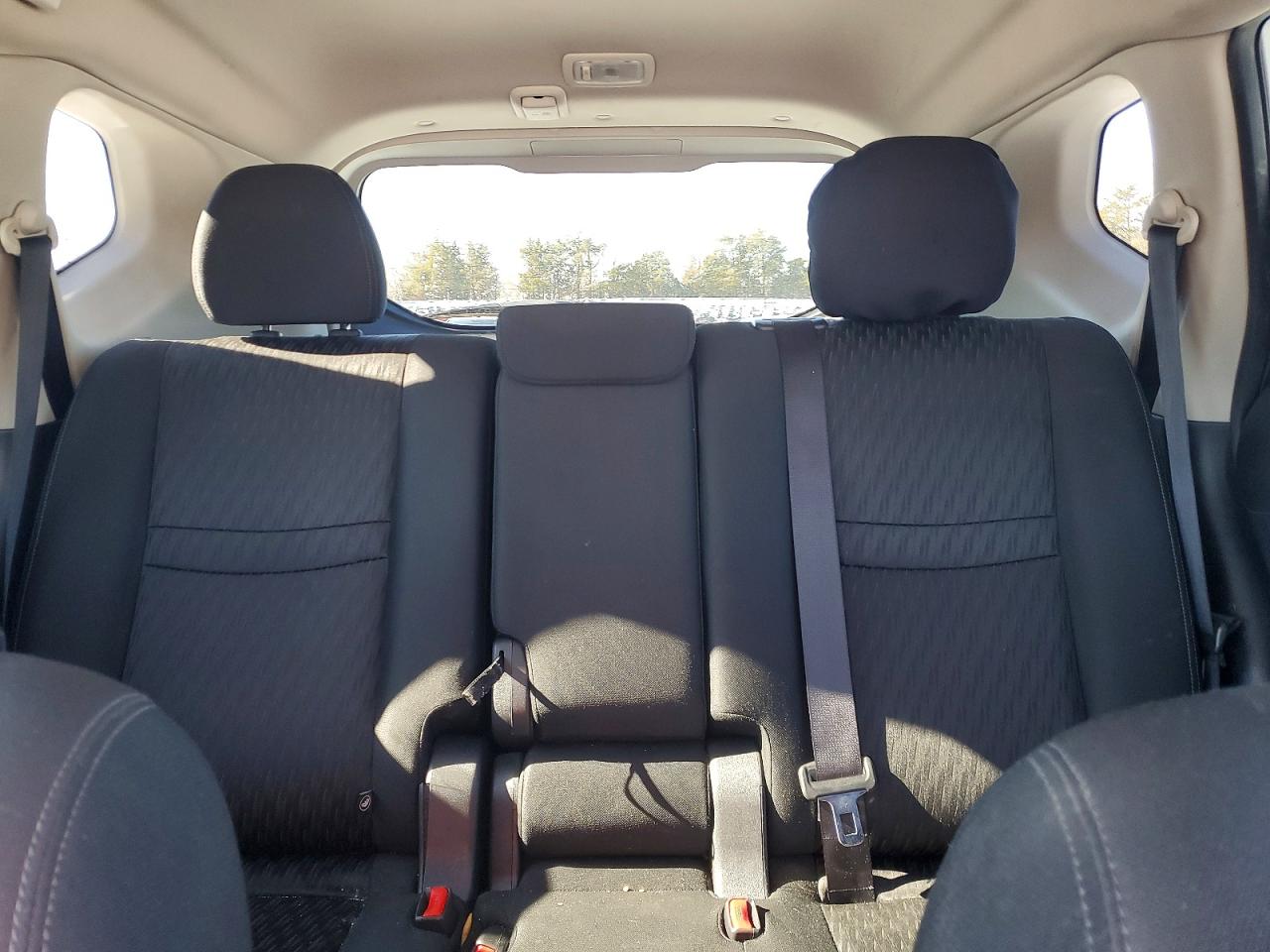 2018 NISSAN ROGUE S photo 10