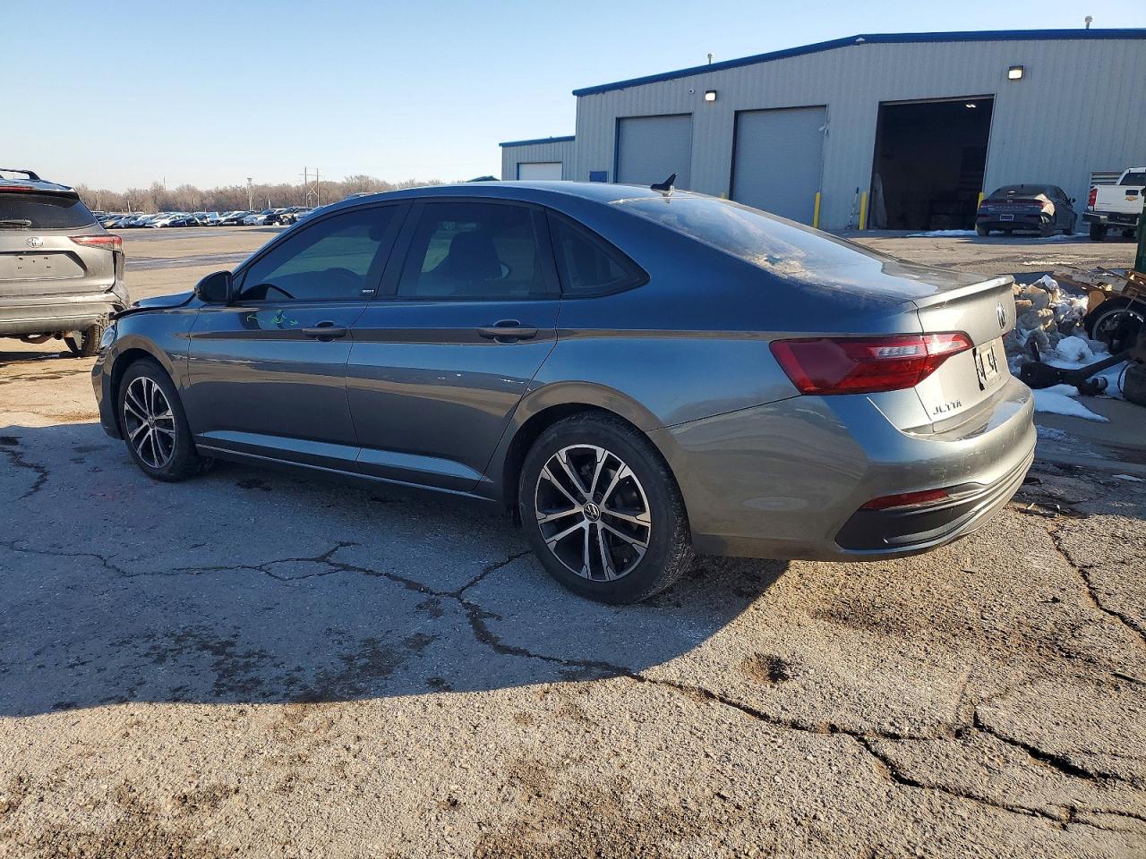 2024 VOLKSWAGEN JETTA SPORT photo 3
