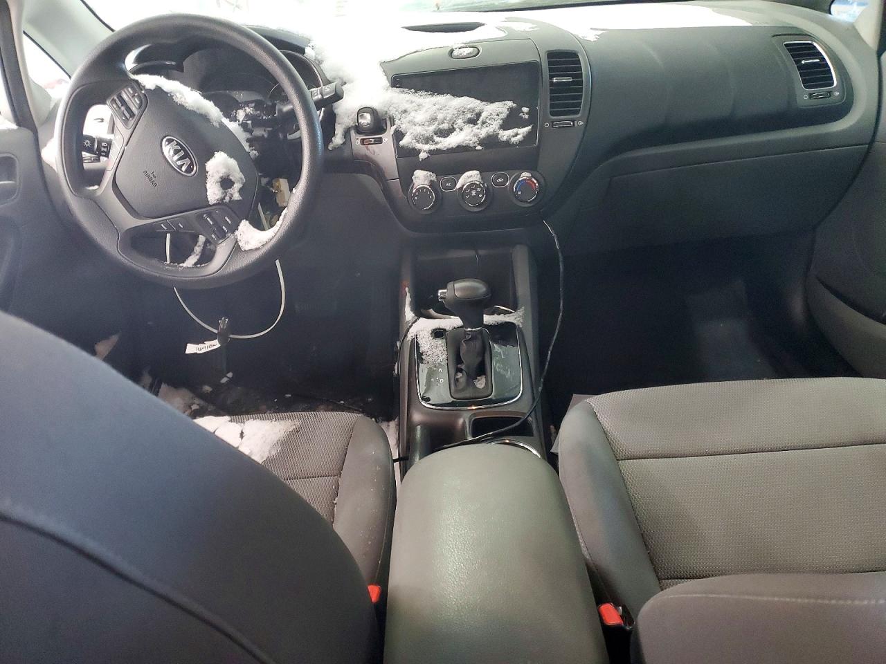 2018 KIA FORTE LX photo 8