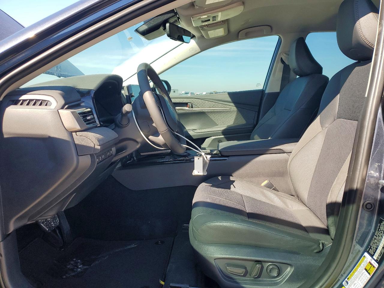 2026 TOYOTA CAMRY photo 7