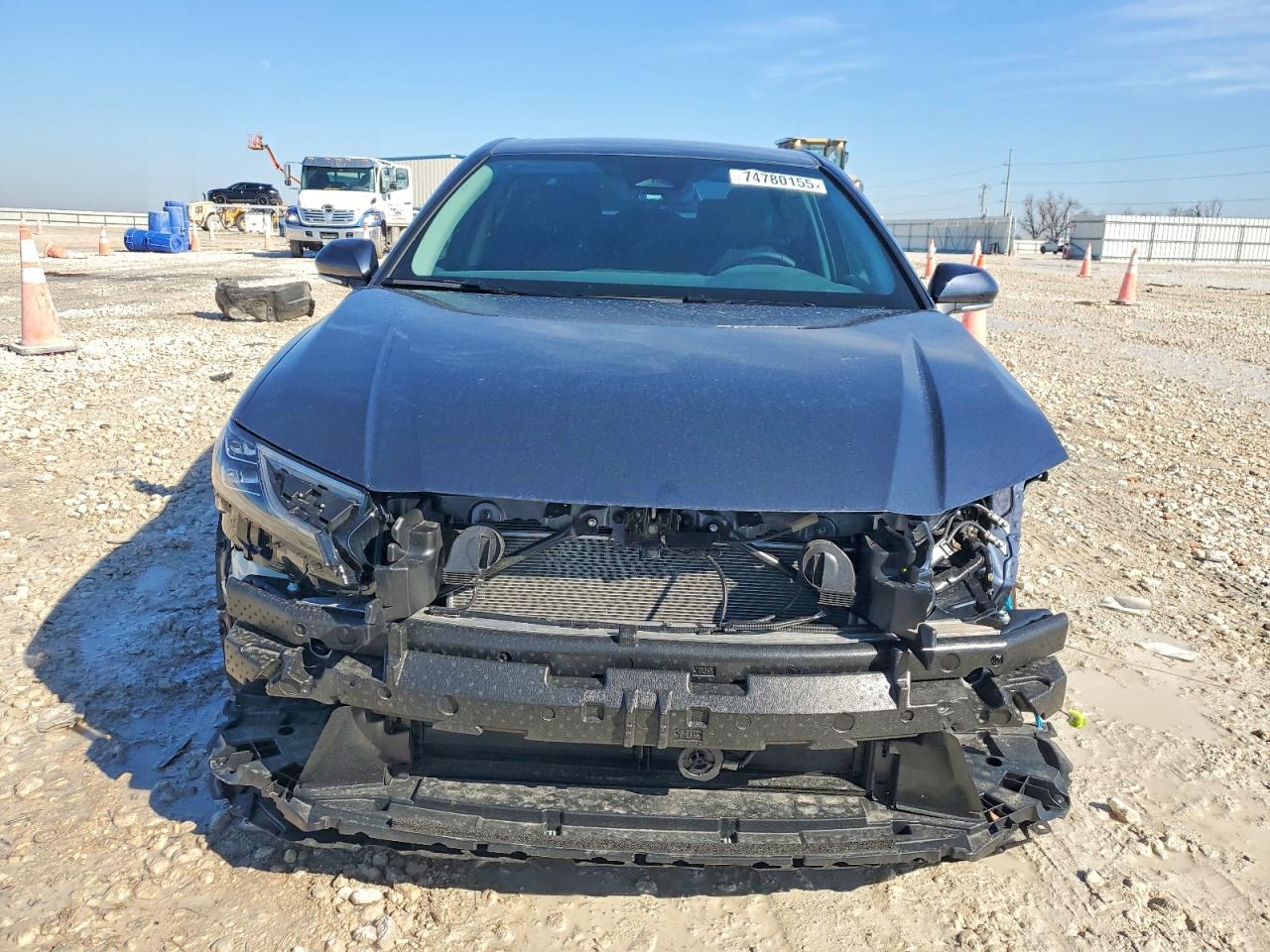 2026 TOYOTA CAMRY photo 5