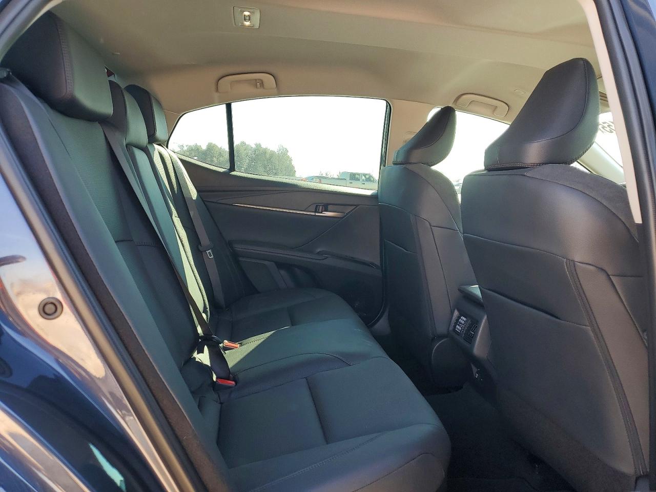 2026 TOYOTA CAMRY photo 10