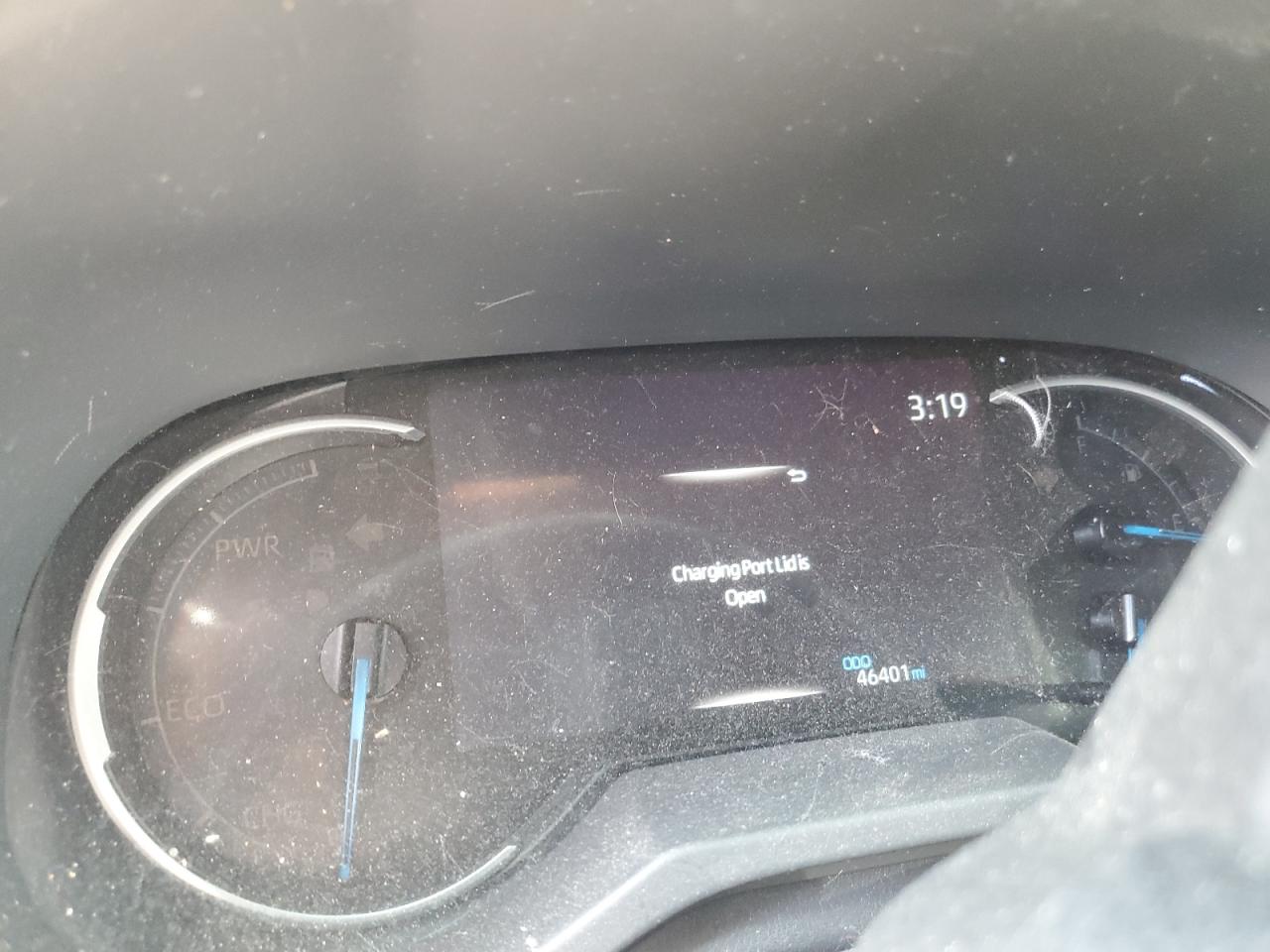 2022 TOYOTA RAV4 PRIME SE photo 9