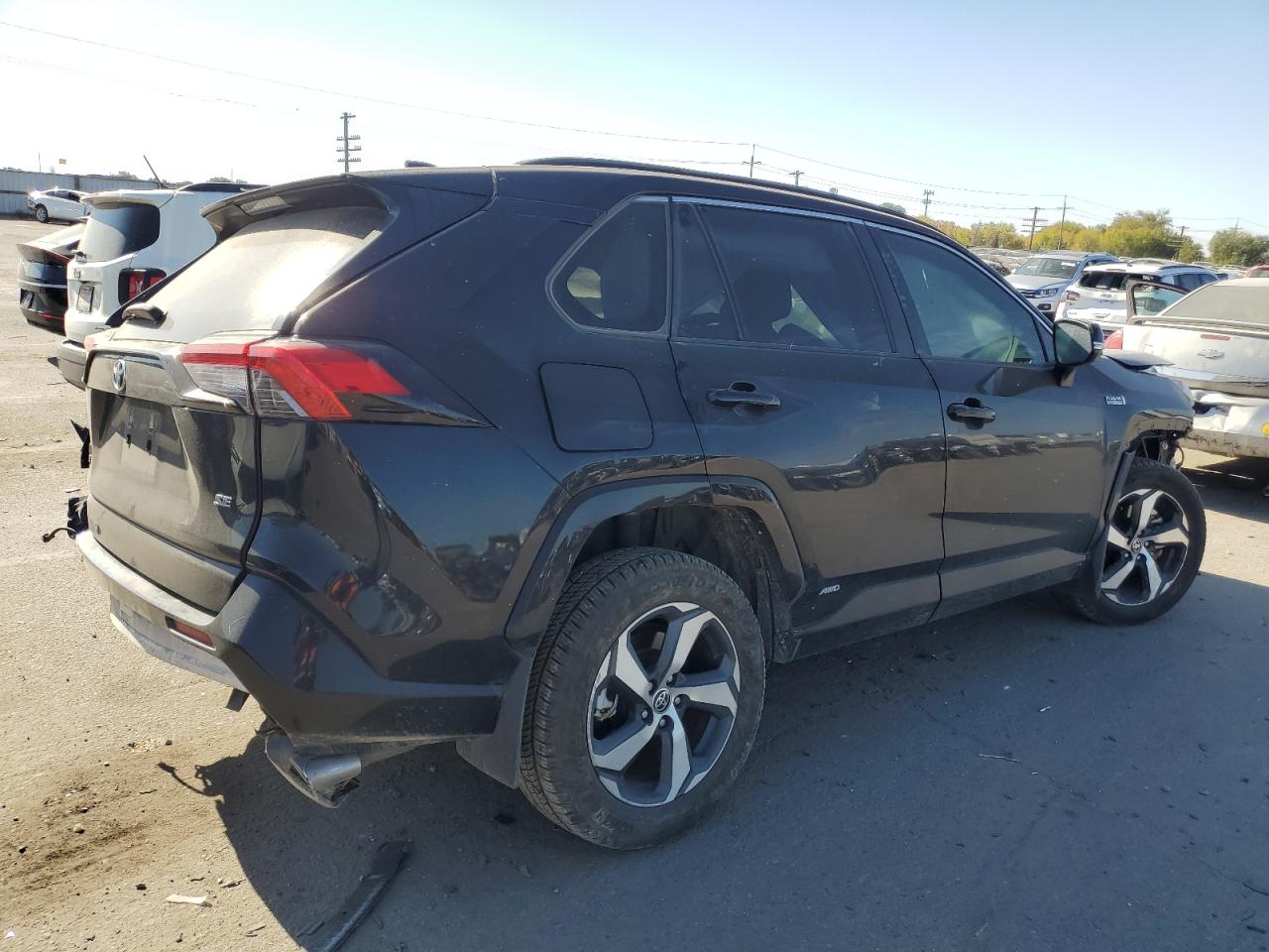 2022 TOYOTA RAV4 PRIME SE photo 3