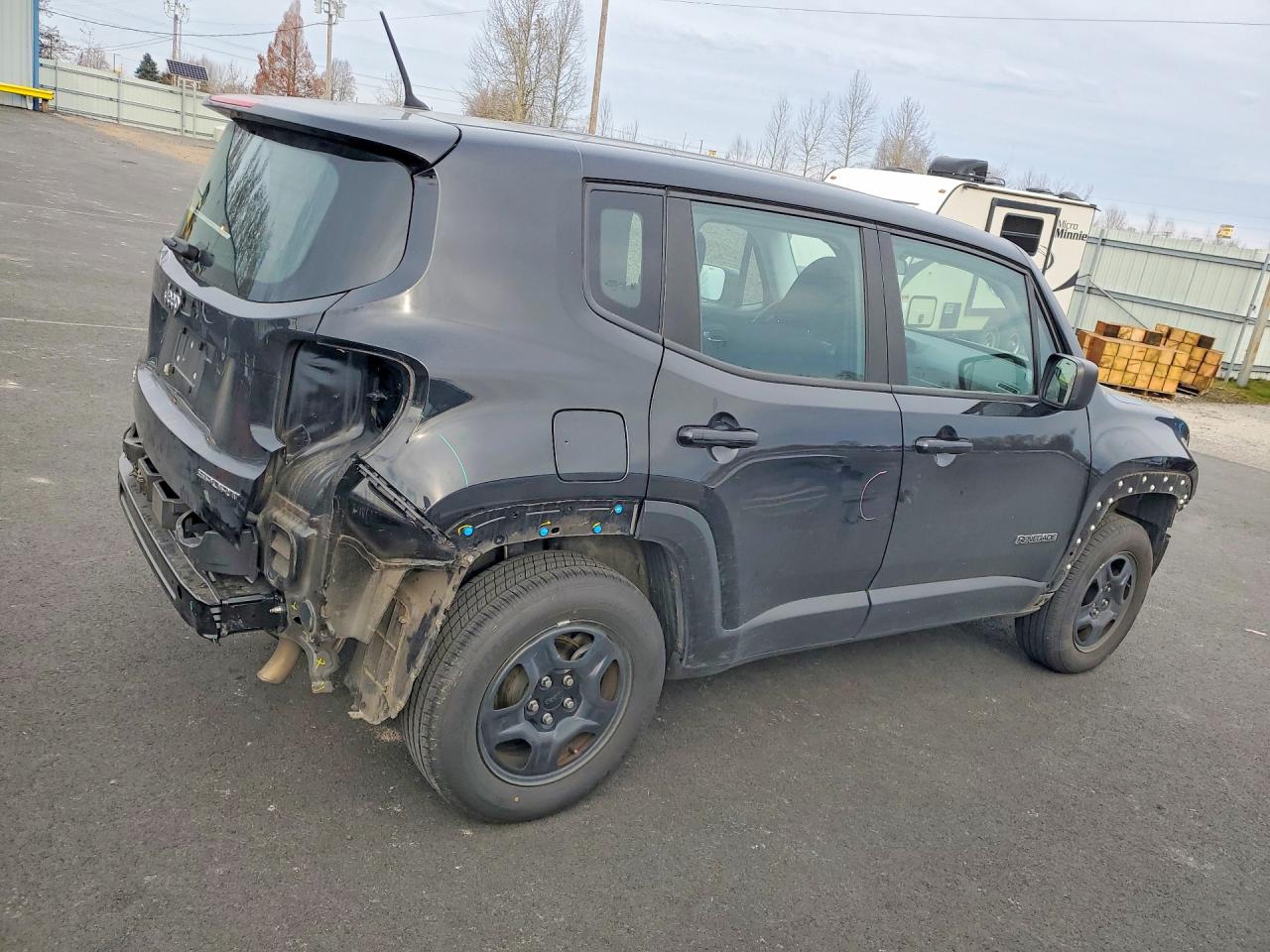 2017 JEEP RENEGADE SPORT photo 3