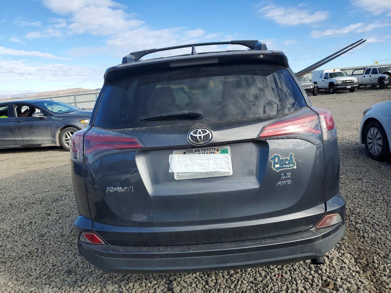 2016 TOYOTA RAV4 LE photo 11