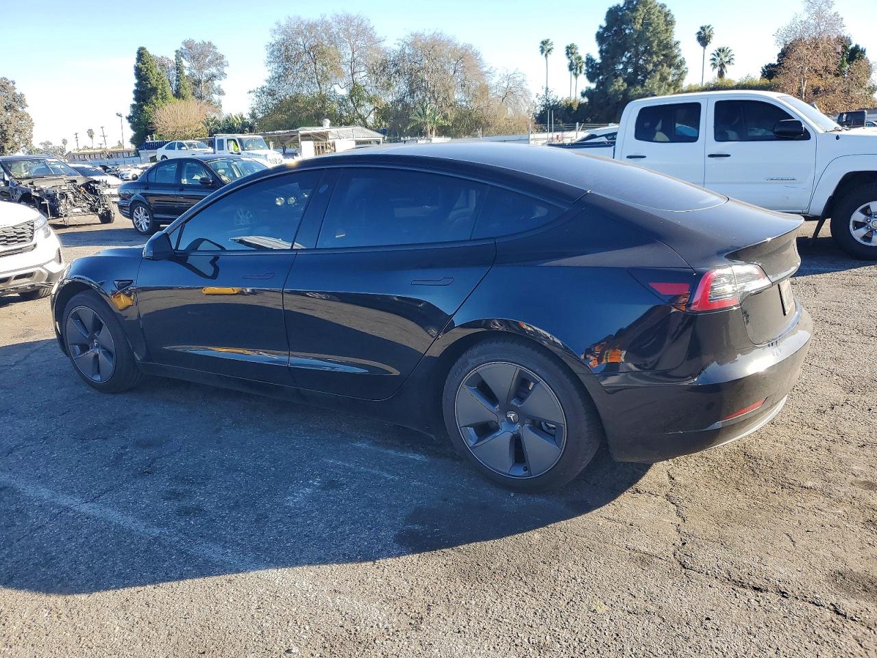 2023 TESLA MODEL 3 photo 3