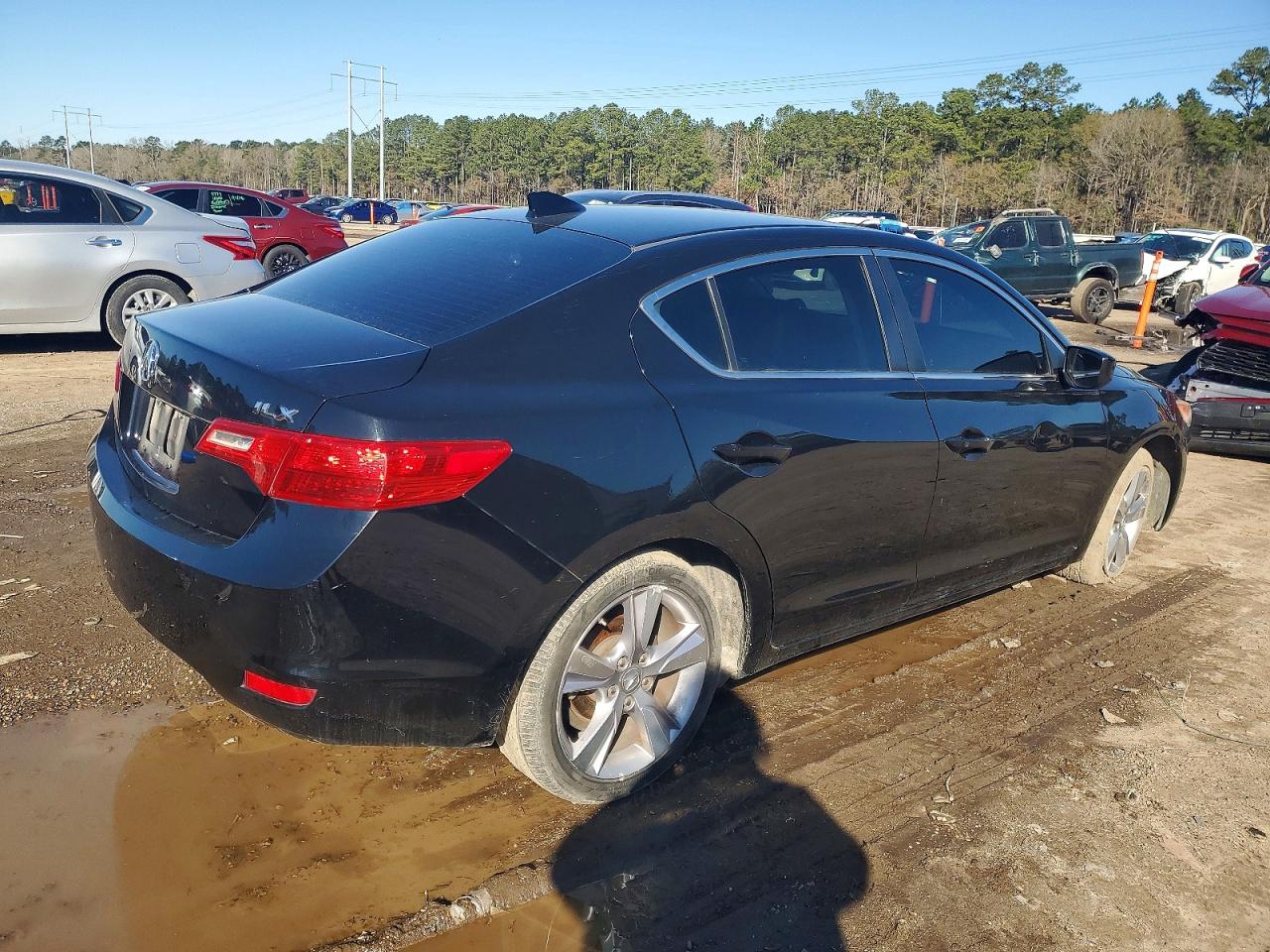 2013 ACURA ILX 20 TECH photo 3