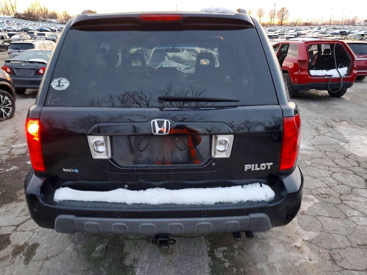 2005 HONDA PILOT EXL photo 11