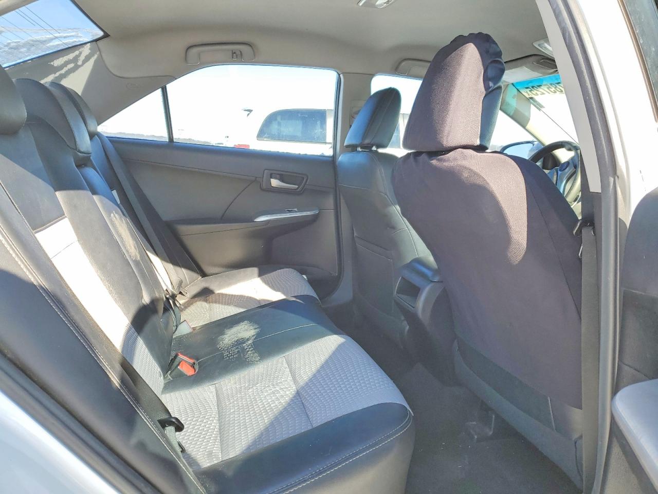 2014 TOYOTA CAMRY SE photo 10