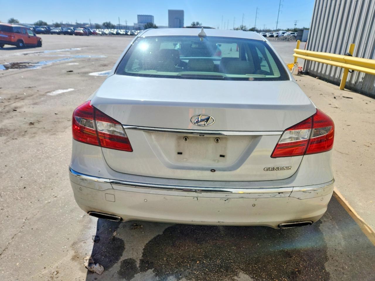 2013 HYUNDAI GENESIS 3.8L photo 6