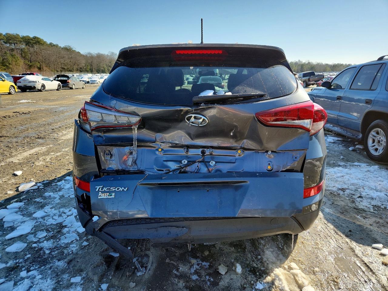 2018 HYUNDAI TUCSON SE photo 16
