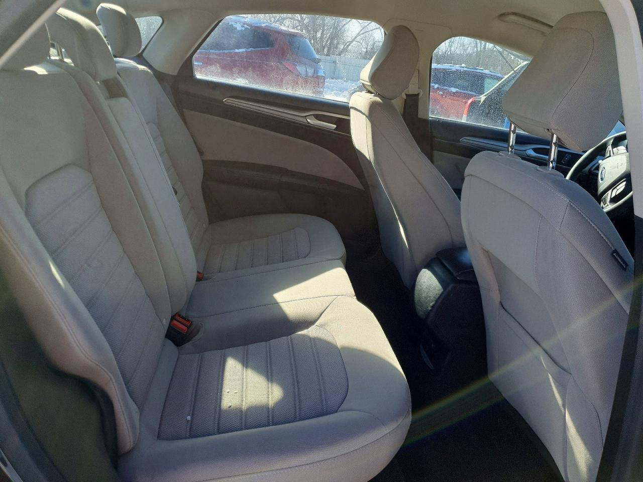 2020 FORD FUSION S photo 19