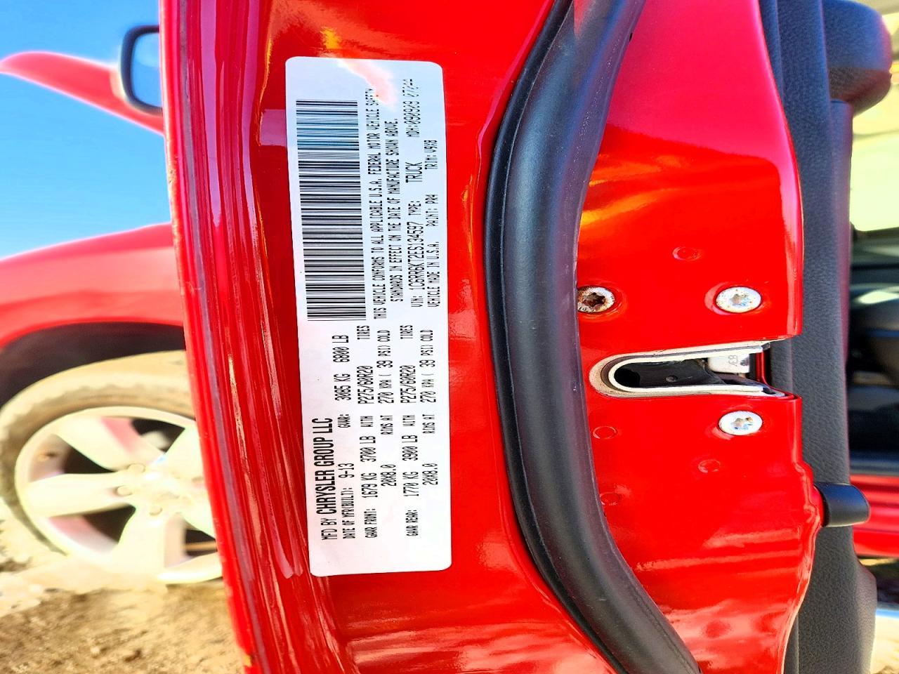 2014 RAM 1500 photo 34