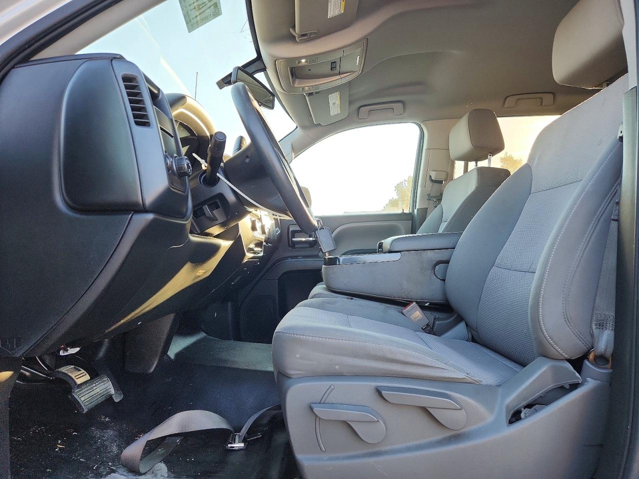 2016 CHEVROLET SILVERADO C1500 photo 19