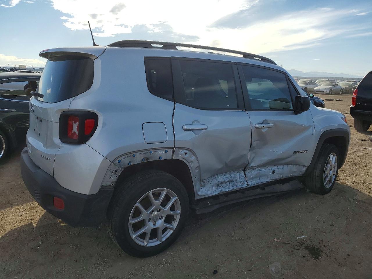 2020 JEEP RENEGADE SPORT photo 5