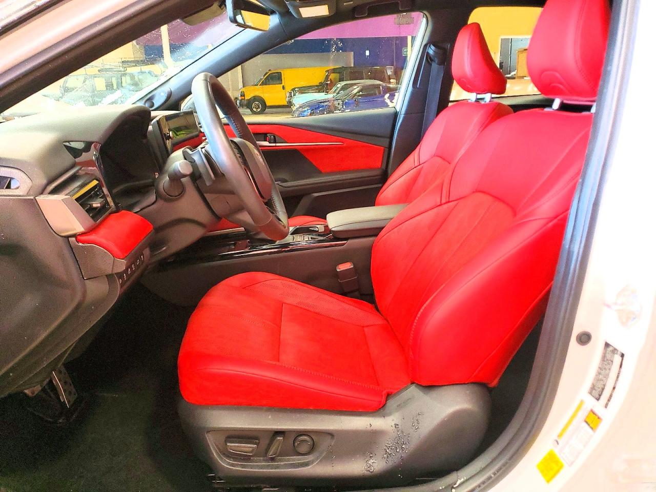 2025 TOYOTA CAMRY XSE photo 7