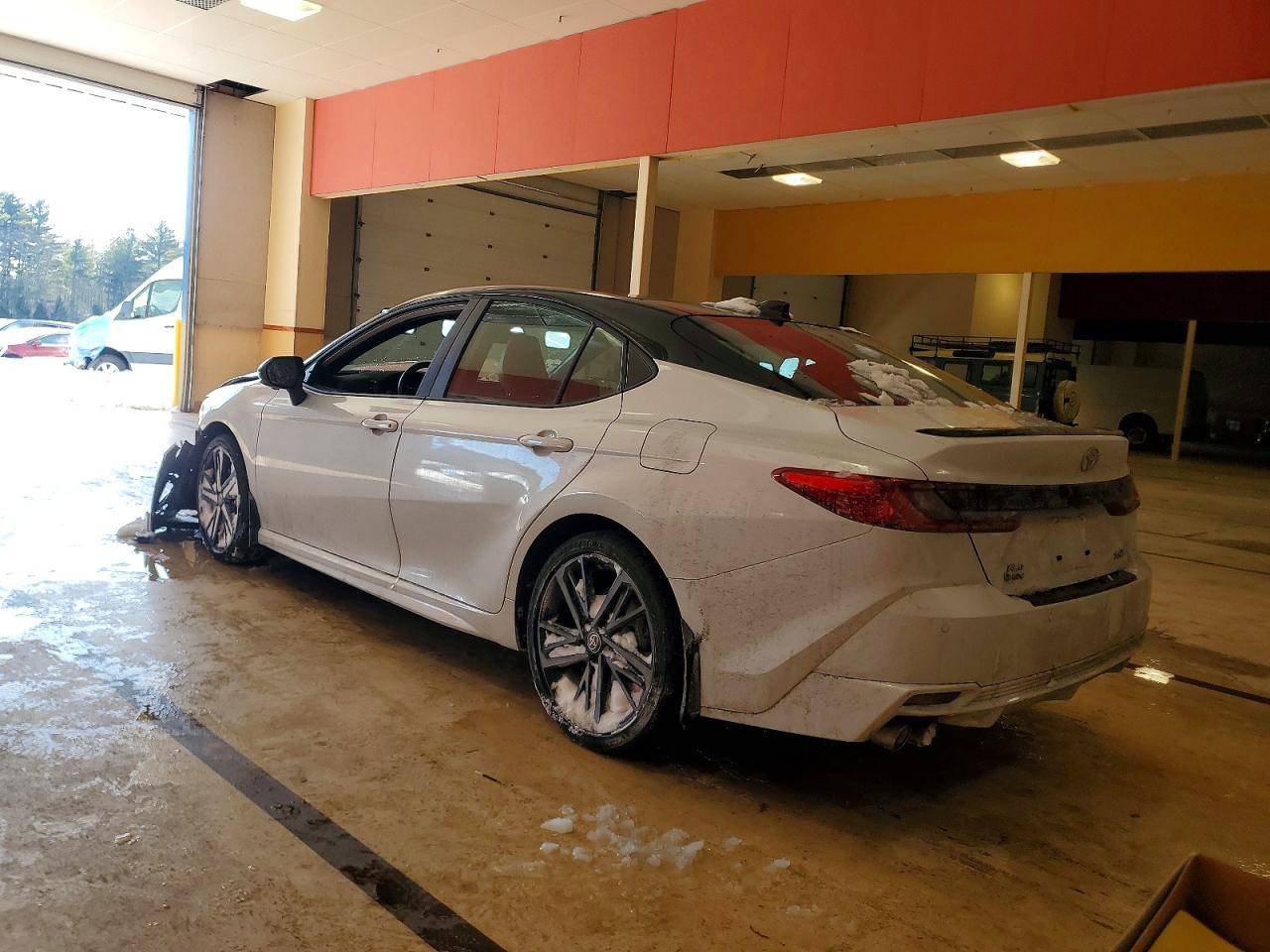 2025 TOYOTA CAMRY XSE photo 2