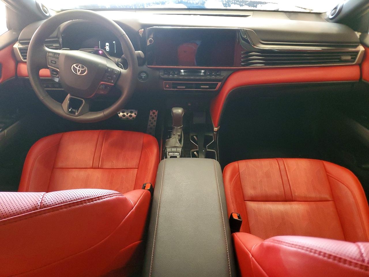 2025 TOYOTA CAMRY XSE photo 8