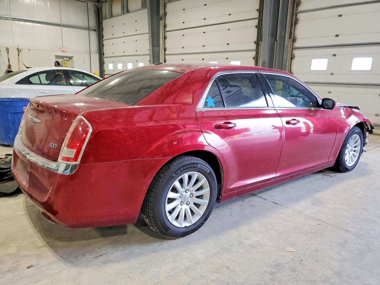 2014 CHRYSLER 300 photo 5