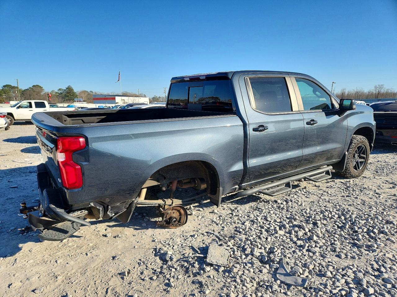 2019 CHEVROLET SILVERADO K1500 LT TRAIL BOSS photo 3