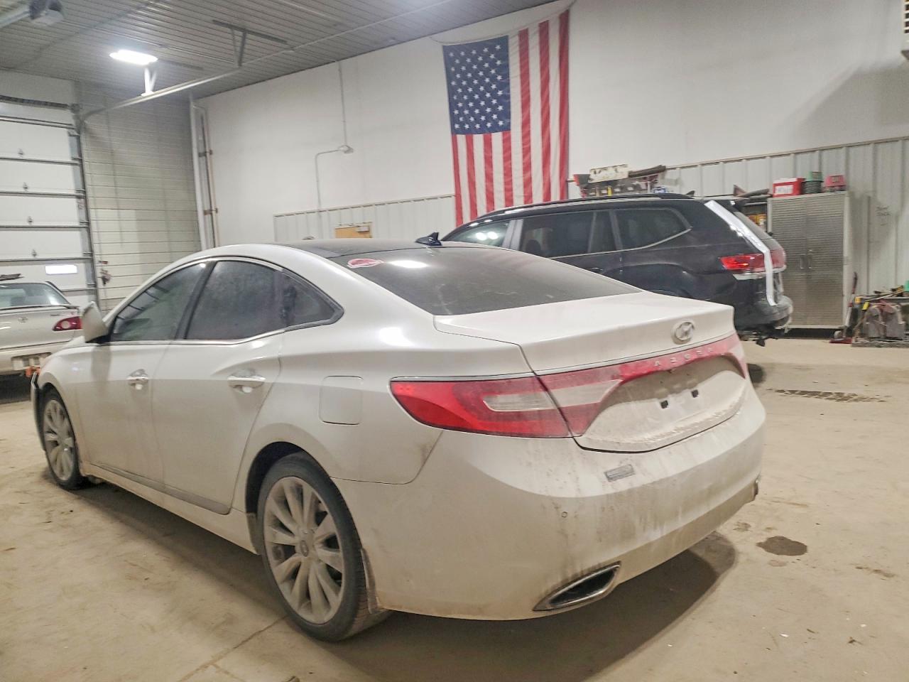 2013 HYUNDAI AZERA photo 2