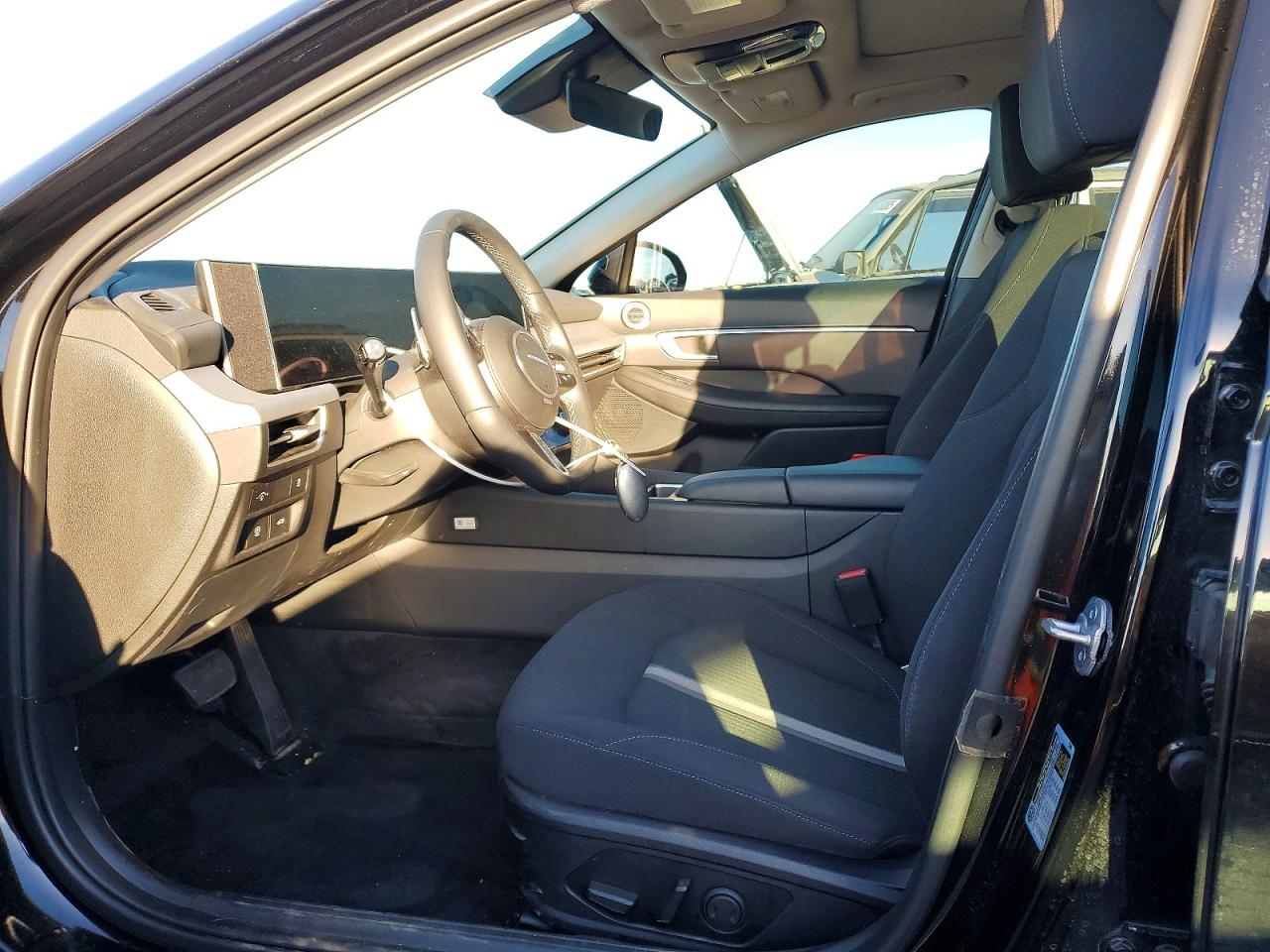 2024 HYUNDAI SONATA SEL photo 7