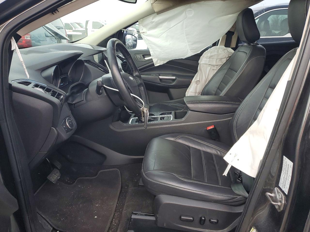2019 FORD ESCAPE TITANIUM photo 13