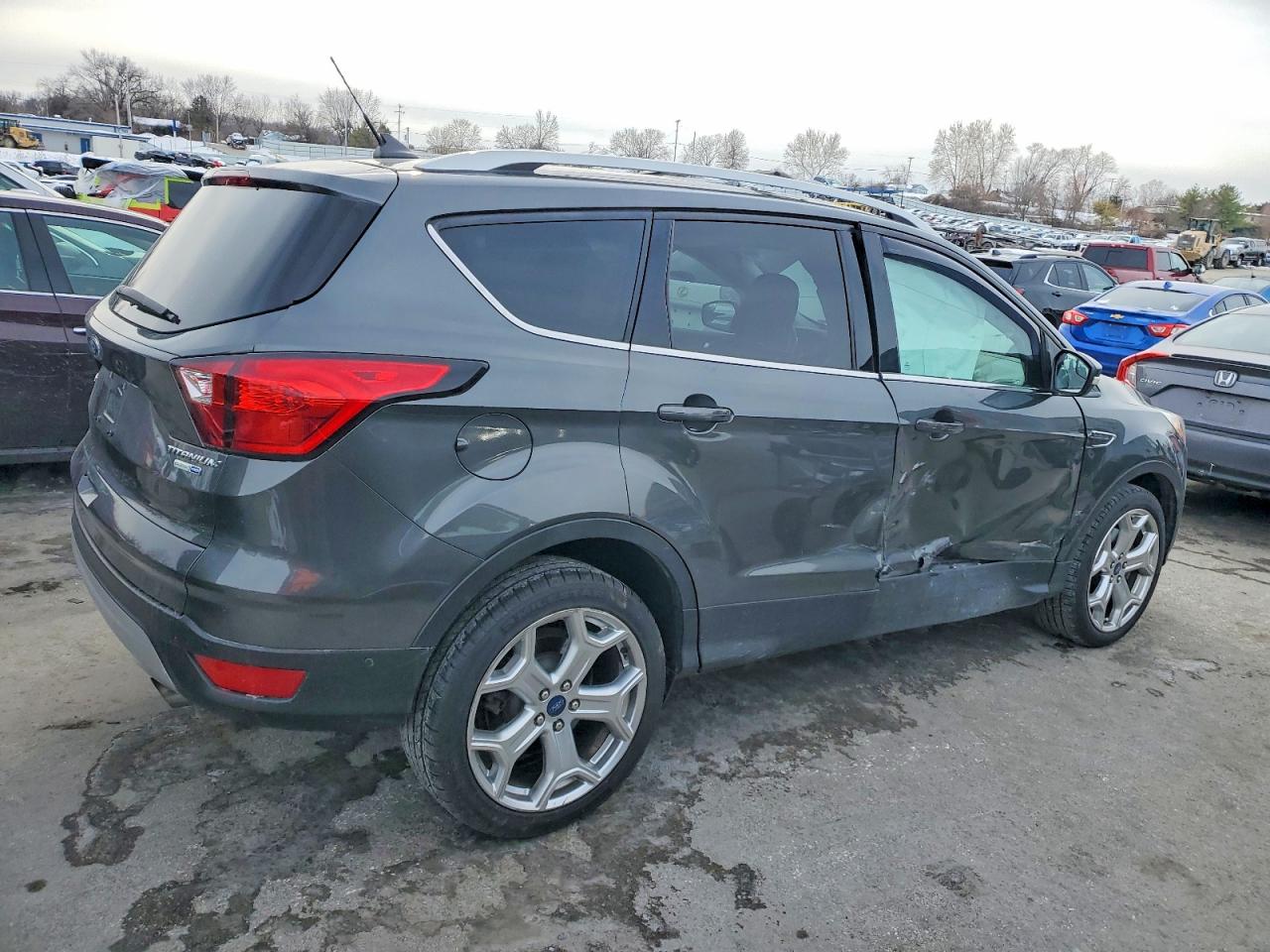 2019 FORD ESCAPE TITANIUM photo 5