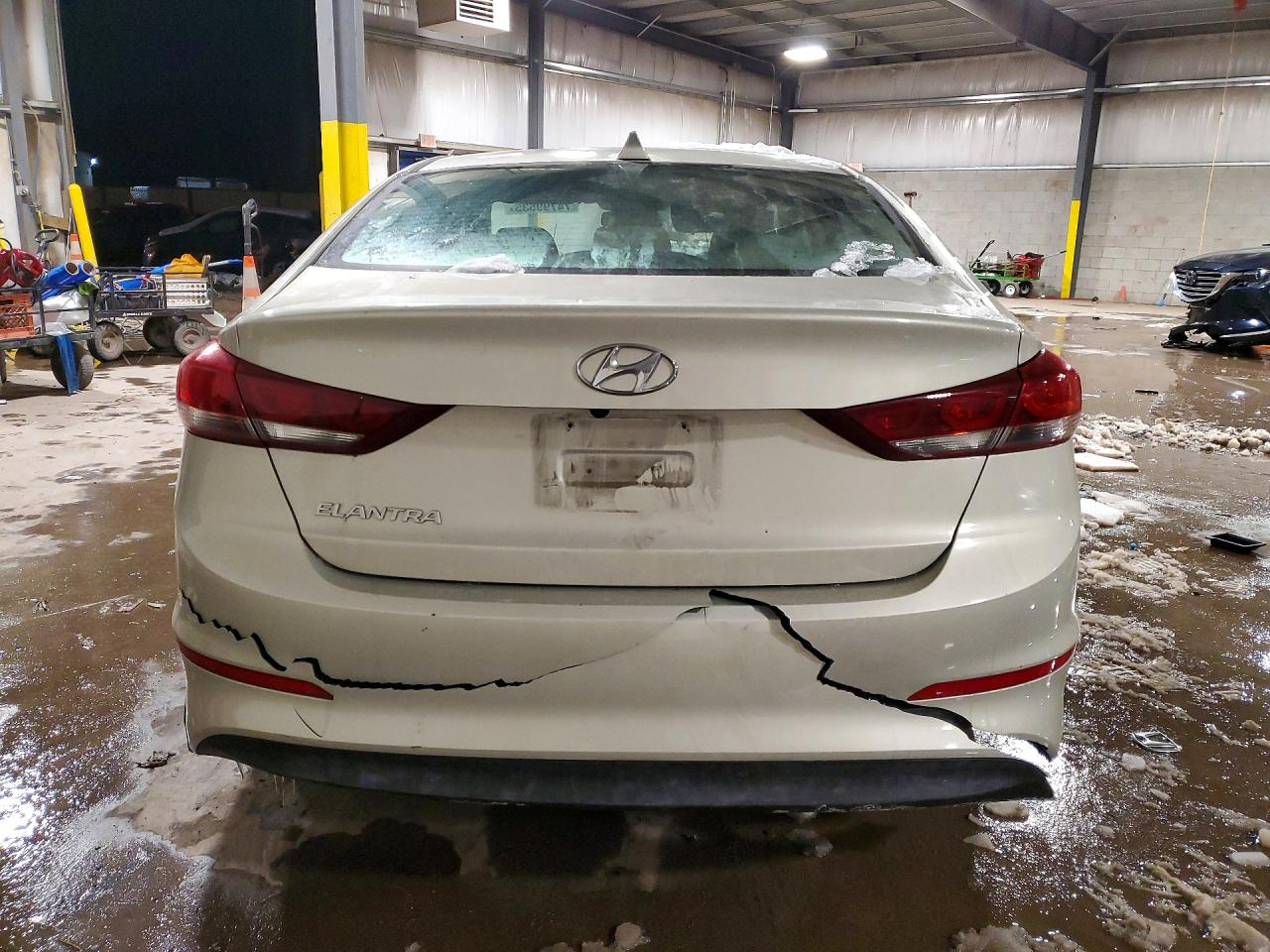 2017 HYUNDAI ELANTRA SE photo 11