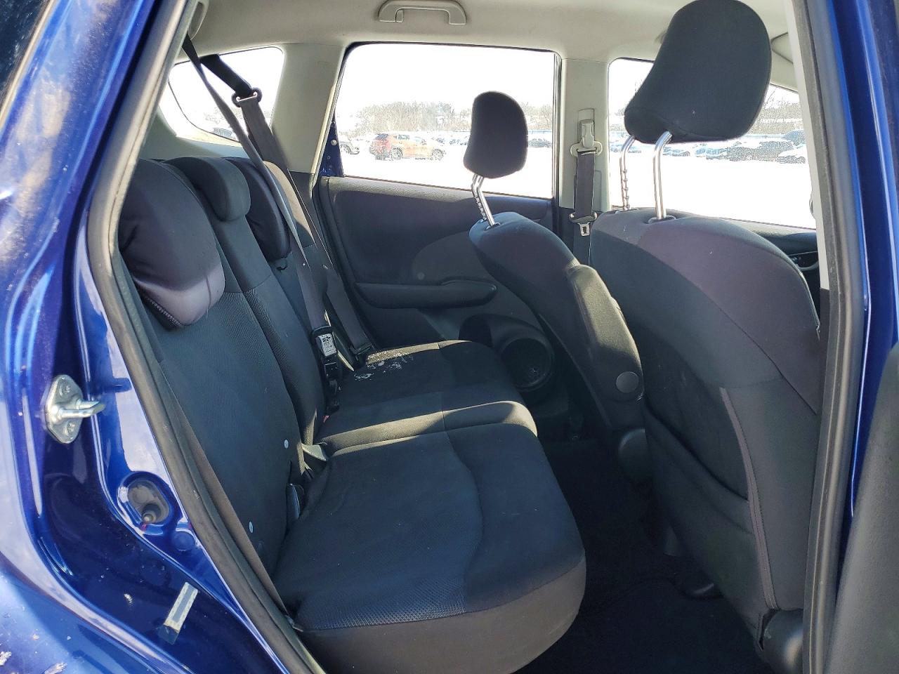 2011 HONDA FIT SPORT photo 10