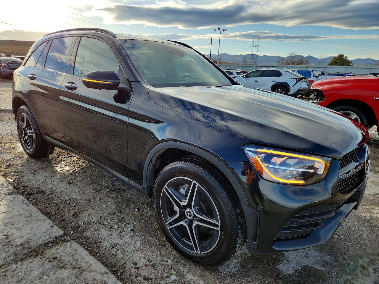 2021 MERCEDES-BENZ GLC 300 4MATIC photo 4