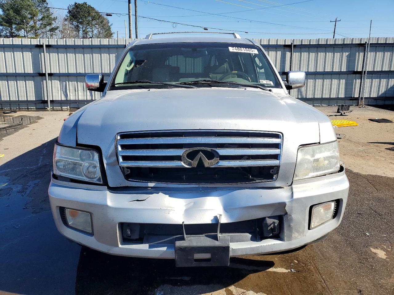 2004 INFINITI QX56 BASE photo 9