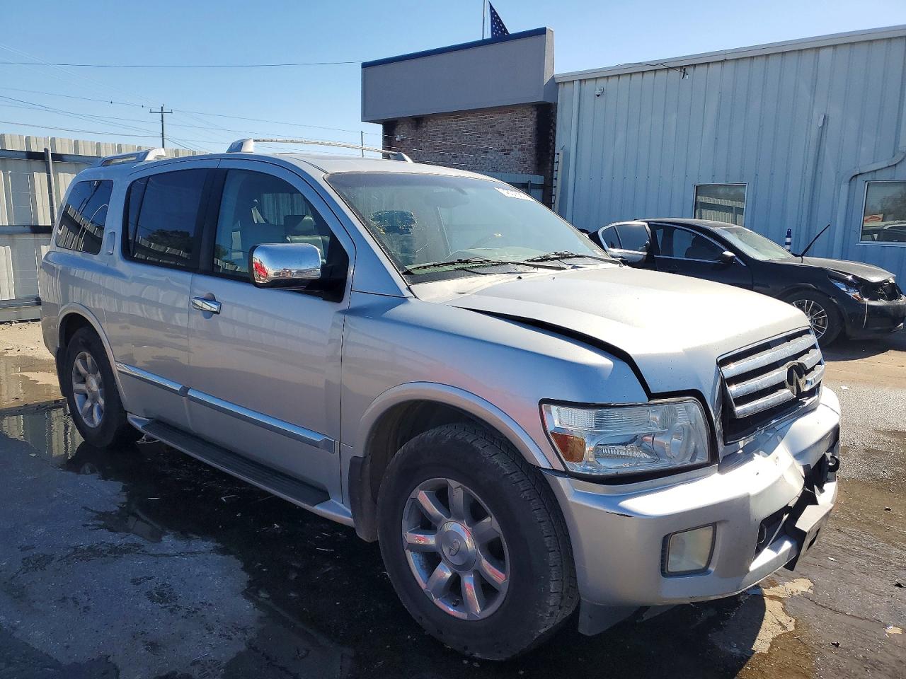 2004 INFINITI QX56 BASE photo 7