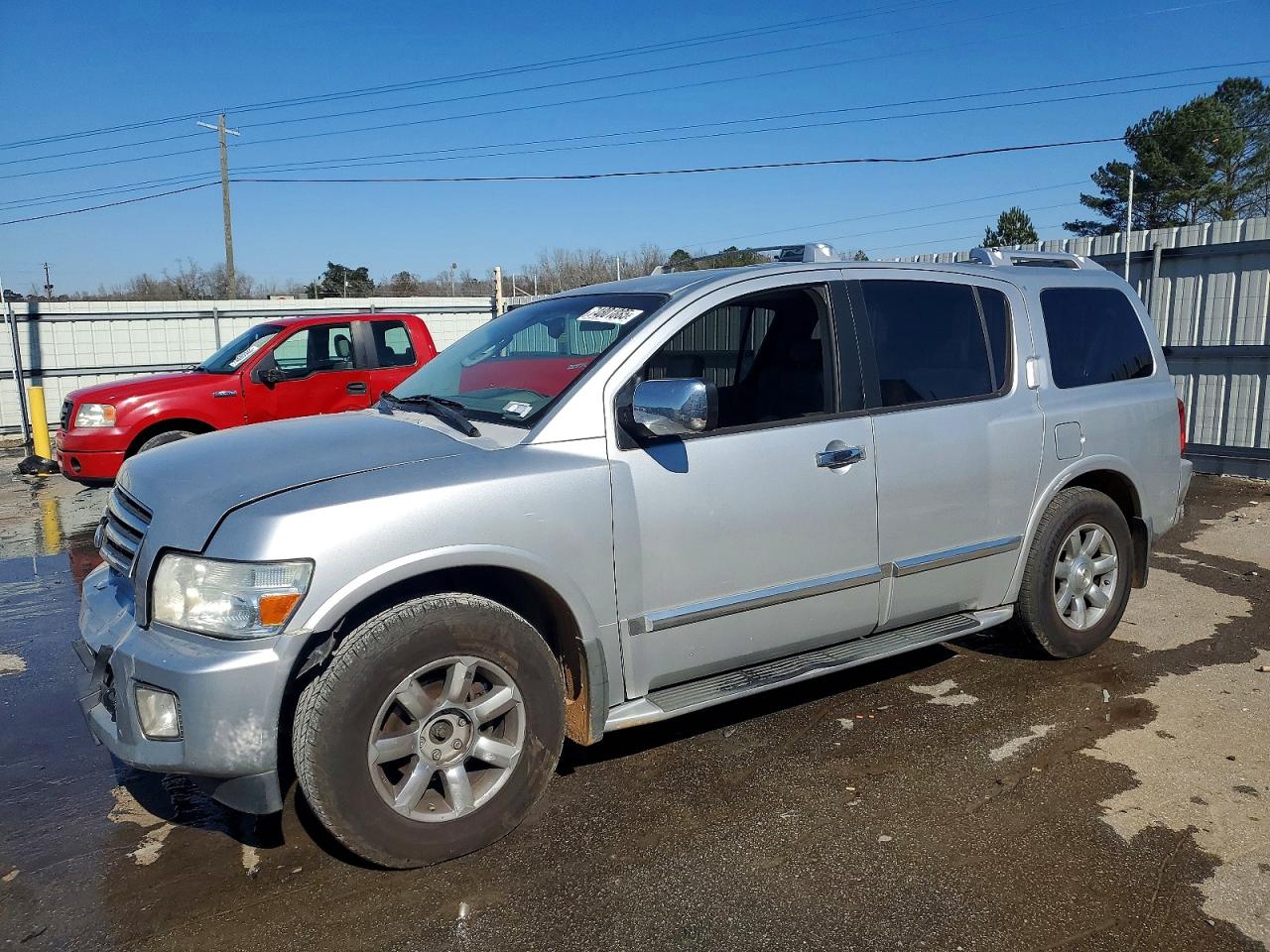 2004 INFINITI QX56
