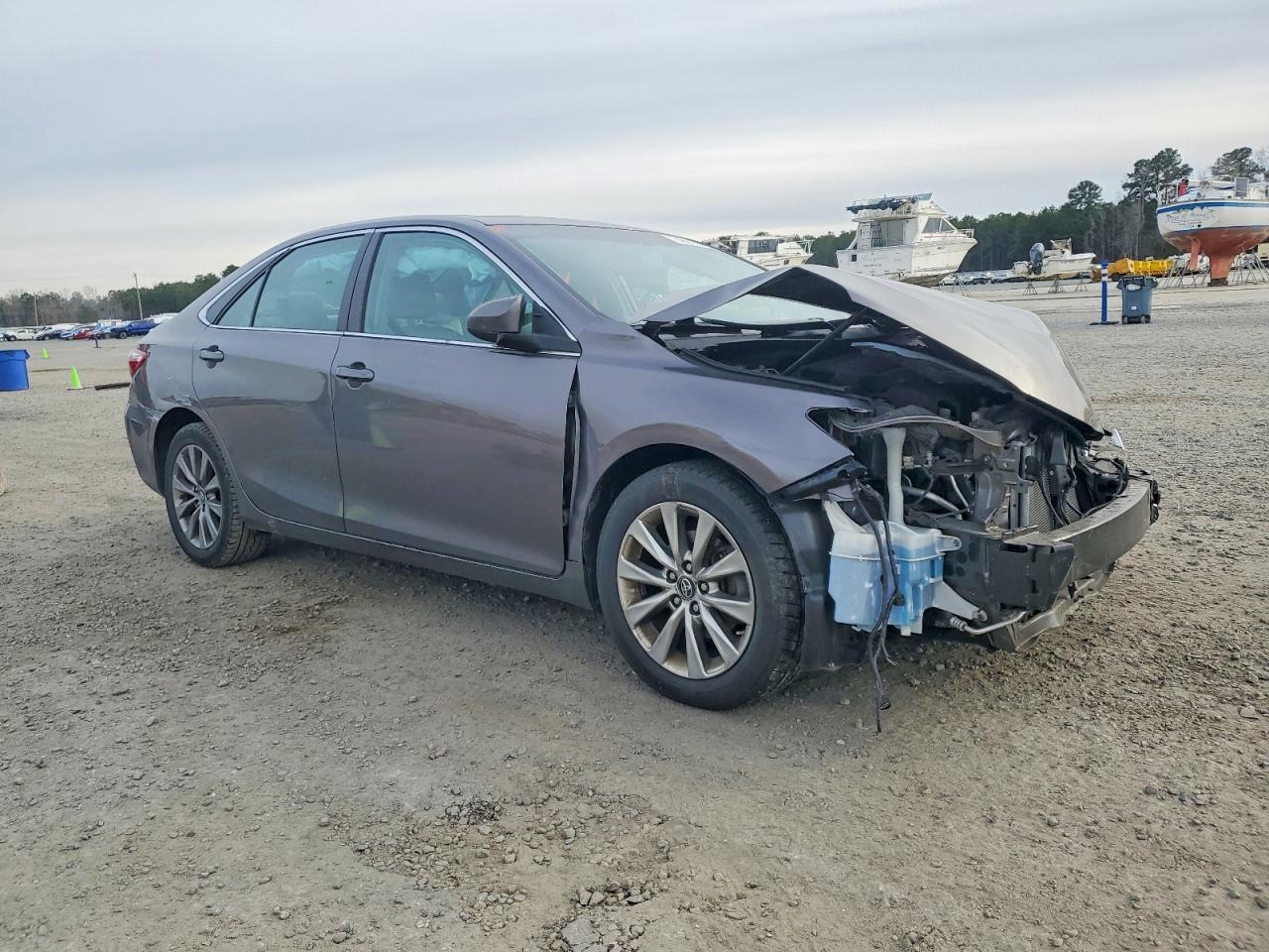 2017 TOYOTA CAMRY XSE photo 7