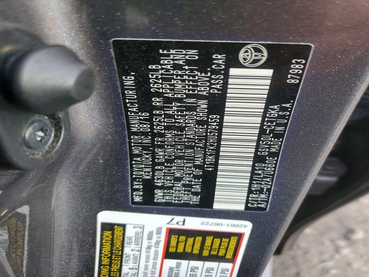2017 TOYOTA CAMRY XSE photo 25