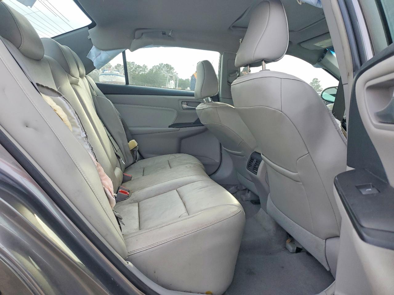 2017 TOYOTA CAMRY XSE photo 19