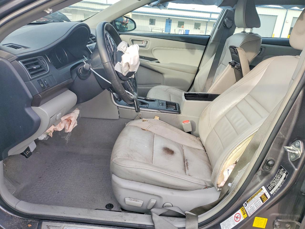 2017 TOYOTA CAMRY XSE photo 13