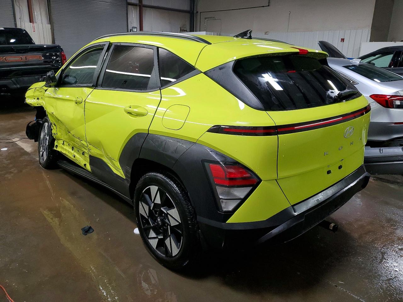 2025 HYUNDAI KONA SEL photo 4