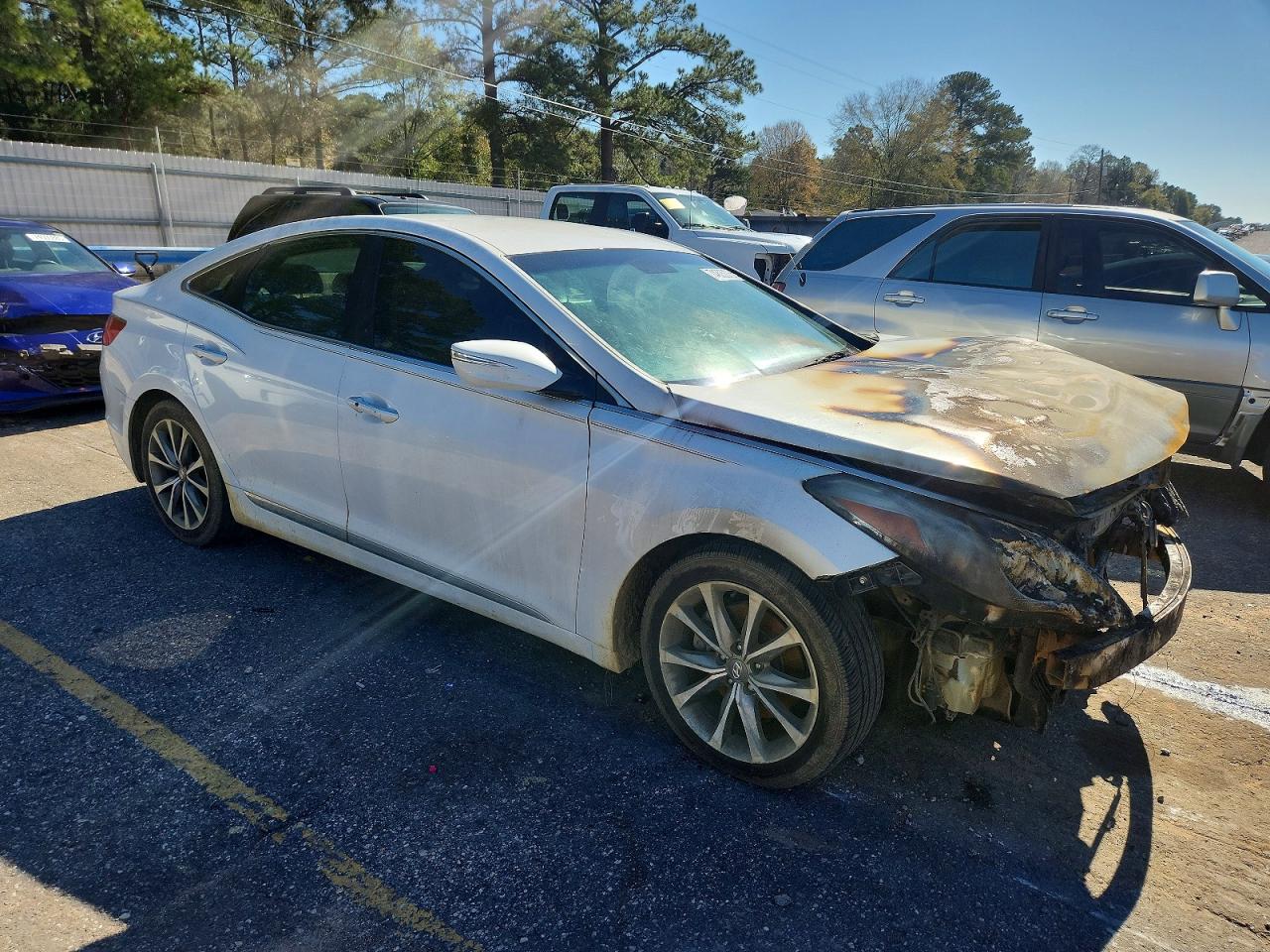 2017 HYUNDAI AZERA photo 4