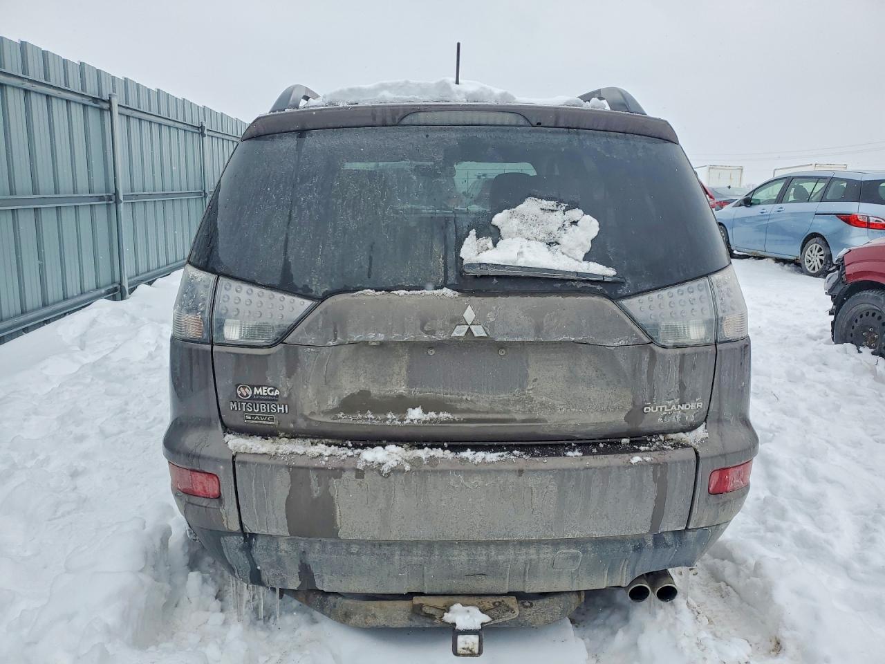 2012 MITSUBISHI OUTLANDER GT photo 16