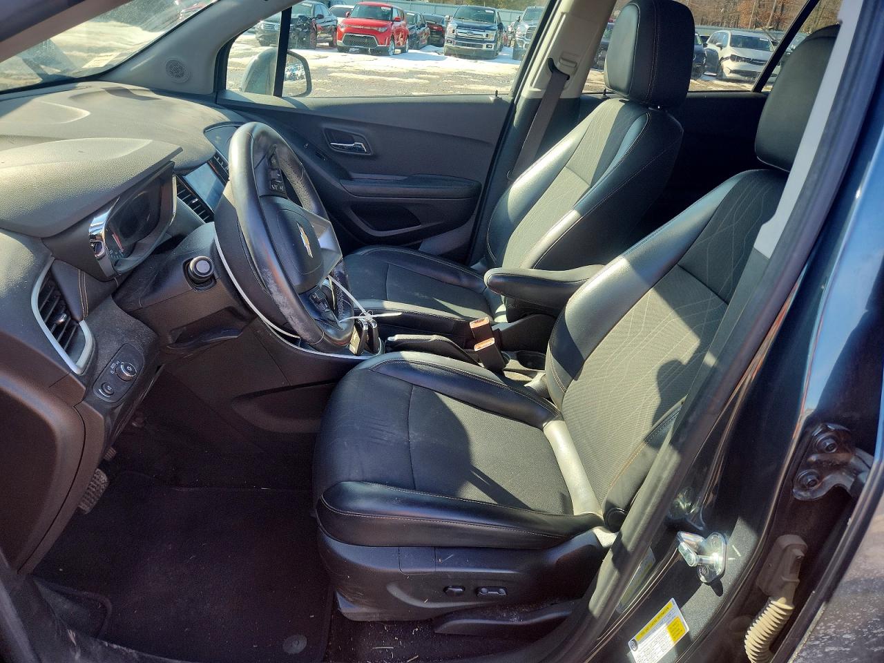 2022 CHEVROLET TRAX 1LT photo 7