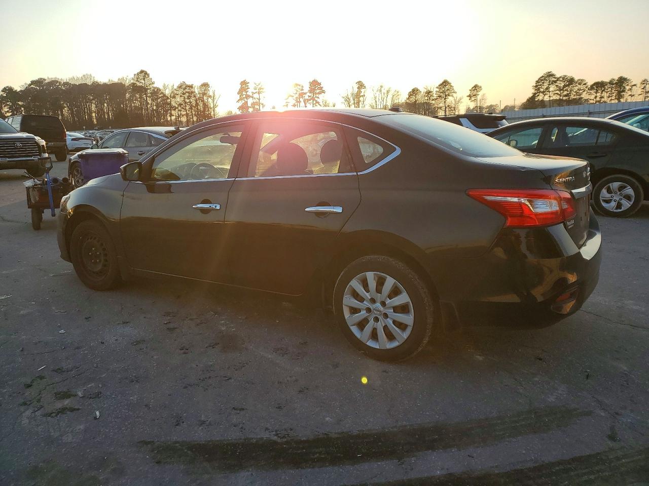 2017 NISSAN SENTRA S photo 2