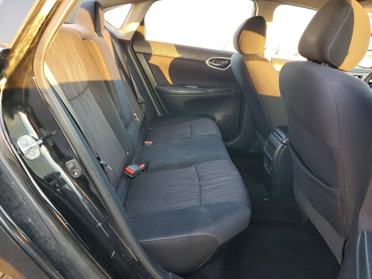 2017 NISSAN SENTRA S photo 10