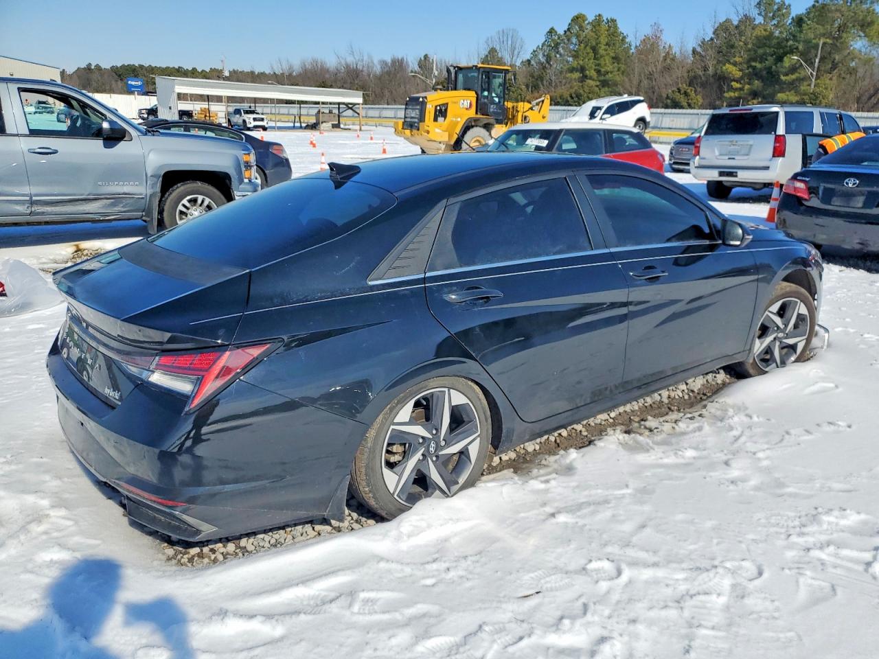 2021 HYUNDAI ELANTRA photo 3