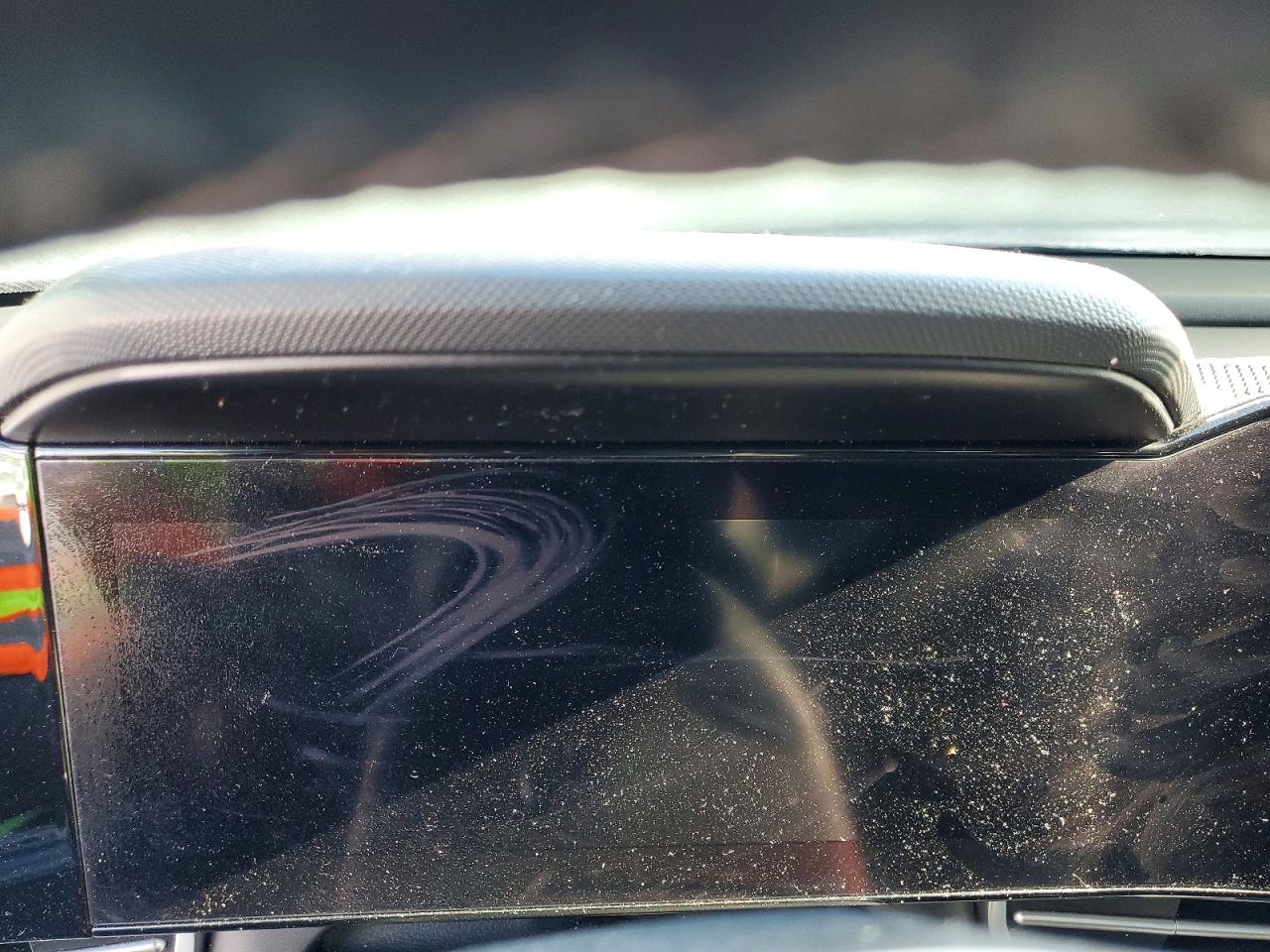 2021 HYUNDAI ELANTRA photo 9